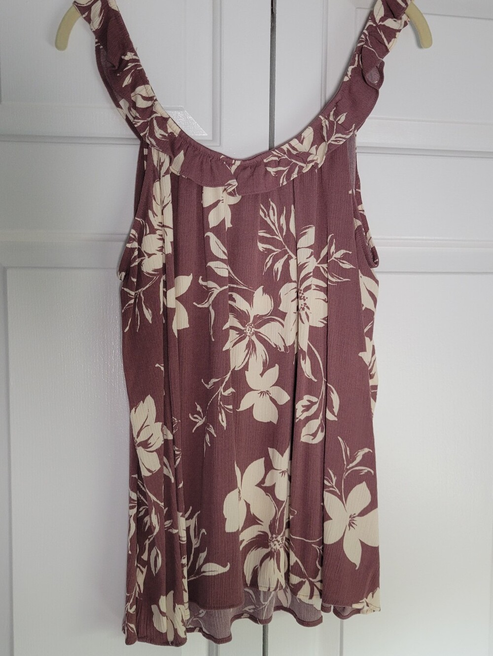 Torrid Floral Print Ruffle Tank - Picture 4 of 4